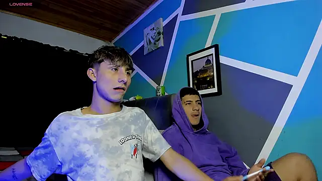 alex stivenn online show from April 18, 2026, 4:37 am