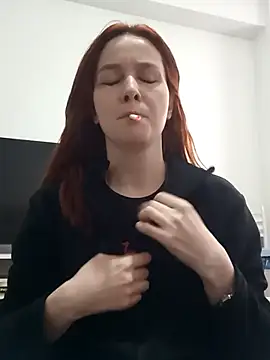 Atwsliiikizilll online show from April 15, 2026, 5:35 am