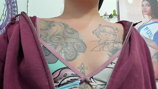 Hanna moore10 online show from February 23, 2026, 6:41 pm