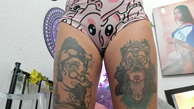 Hanna moore10 online show from February 28, 2026, 7:13 pm