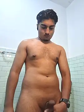 Anndrea8182 online show from April 15, 2026, 6:45 pm