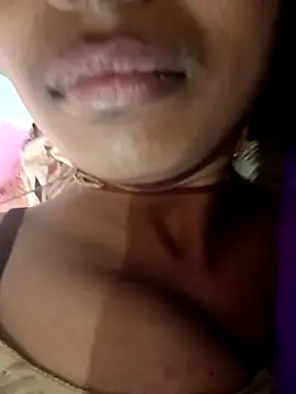 Snapshot of Arti_hot44A chatting on January 10, 2026, 9:04 am Arti hot44A online show from January 10, 2026, 9:04 am