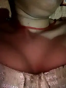 Snapshot of Arti_hot44A chatting on January 9, 2026, 4:03 pm Arti hot44A online show from January 9, 2026, 4:03 pm