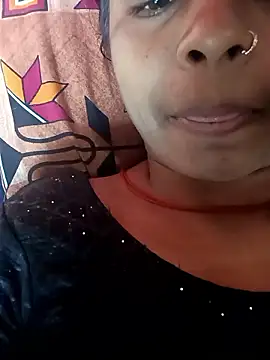 Snapshot of Arti_hot44A chatting on January 15, 2026, 9:12 am Arti hot44A online show from January 15, 2026, 9:12 am