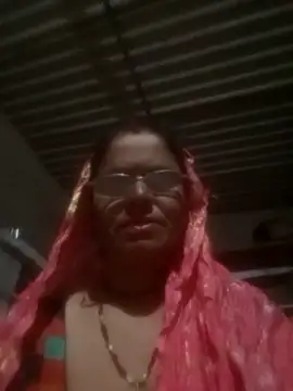 Pinki rajak online show from April 15, 2026, 7:51 pm