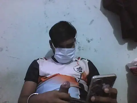 Snapshot of shurti51278 chatting on July 17, 2026, 9:50 am shurti51278 online show from July 17, 2026, 9:50 am