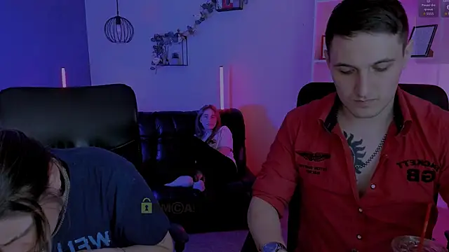 beauty liam online show from April 16, 2026, 2:23 am