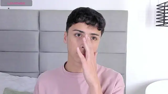 JoshClaarktt online show from March 7, 2026, 4:08 am