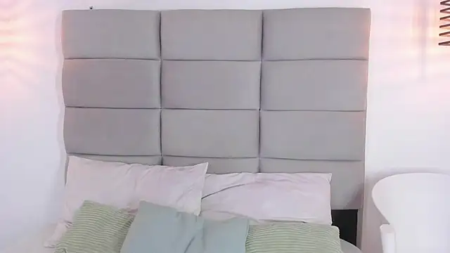 JoshClaarktt online show from March 12, 2026, 4:07 am