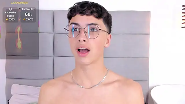 JoshClaarktt online show from February 25, 2026, 4:12 am