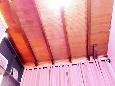 Kittymoretti online show from March 28, 2026, 10:11 pm