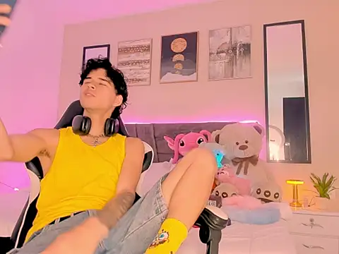 back thomson online show from February 22, 2026, 7:26 pm