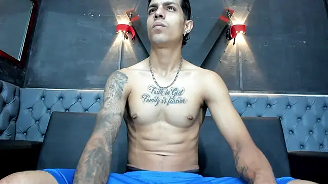 Snapshot of Sex_angel77 chatting on January 9, 2026, 4:08 am Sex angel77 online show from January 9, 2026, 4:08 am