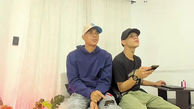 kings of heavens  online show from December 15, 2025, 1:44 am