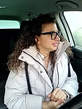 Snapshot of MiraBennet chatting on January 15, 2026, 7:23 am MiraBennet online show from January 15, 2026, 7:23 am