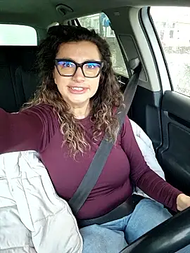 Snapshot of MiraBennet chatting on January 13, 2026, 6:17 am MiraBennet online show from January 13, 2026, 6:17 am