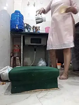 Barbie-Doll7 online show from February 12, 2026, 4:01 am