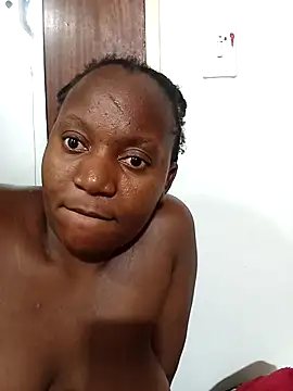 SweetHotPussy 99 online show from April 18, 2026, 10:32 pm