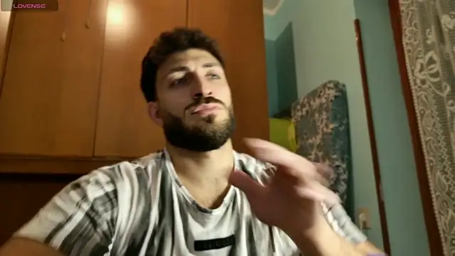 Snapshot of mark_ariete chatting on May 15, 2026, 9:46 pm mark ariete online show from May 15, 2026, 9:46 pm