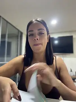 Snapshot of SamVega chatting on June 16, 2026, 11:27 pm SamVega online show from June 16, 2026, 11:27 pm