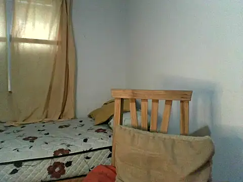 Snapshot of luluclark69 chatting on February 24, 2026, 9:37 pm luluclark69 online show from February 24, 2026, 9:37 pm