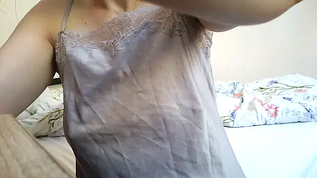 Snapshot of anngelle chatting on July 29, 2026, 8:24 am anngelle online show from July 29, 2026, 8:24 am