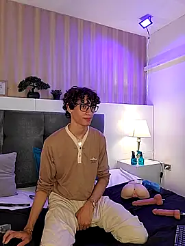 Snapshot of Will_Turneer chatting on February 28, 2026, 5:18 am Will Turneer online show from February 28, 2026, 5:18 am