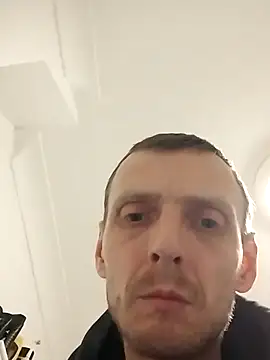 Snapshot of CrookedBunk3527 chatting on January 5, 2026, 6:11 pm CrookedBunk3527 online show from January 5, 2026, 6:11 pm