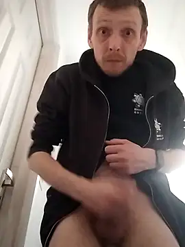 CrookedBunk3527 online show from April 8, 2026, 6:20 pm