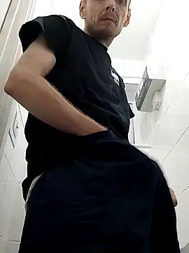 Snapshot of CrookedBunk3527 chatting on December 16, 2025, 5:50 pm CrookedBunk3527 online show from December 16, 2025, 5:50 pm