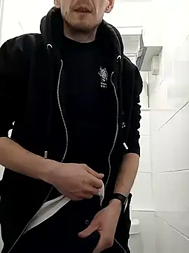 Snapshot of CrookedBunk3527 chatting on January 8, 2026, 5:13 am CrookedBunk3527 online show from January 8, 2026, 5:13 am