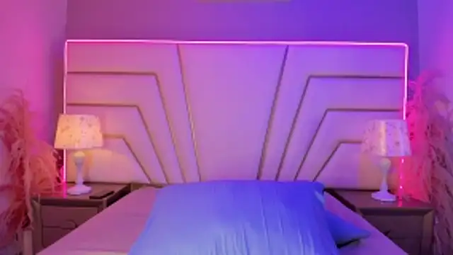 Snapshot of Zara_Vidal chatting on February 28, 2026, 1:49 am Zara Vidal online show from February 28, 2026, 1:49 am