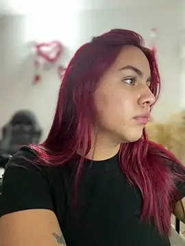 Zarahs Blare1 online show from February 3, 2026, 11:43 pm