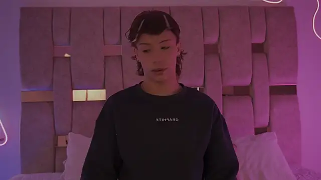 Snapshot of _SweetyAngel_ chatting on January 13, 2026, 11:25 am SweetyAngel online show from January 13, 2026, 11:25 am