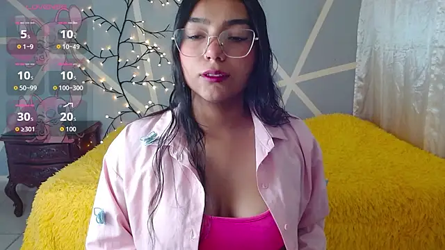 valkydoll2 online show from January 8, 2026, 11:38 am