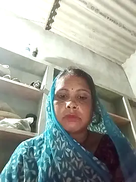 Shreya pandit online show from February 2, 2026, 11:04 pm