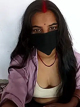 Pooja Love143 online show from March 7, 2026, 4:52 am