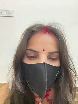 Pooja Love143 online show from May 9, 2026, 9:56 am