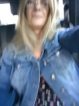 Sacha Scorp online show from March 26, 2026, 2:04 pm