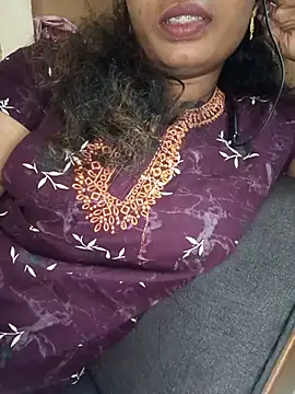 Snapshot of tamilsaisree chatting on July 1, 2026, 5:13 pm tamilsaisree online show from July 1, 2026, 5:13 pm
