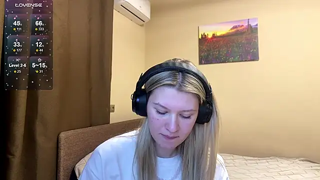 Snapshot of SkyeDavis chatting on January 17, 2026, 7:17 pm SkyeDavis online show from January 17, 2026, 7:17 pm