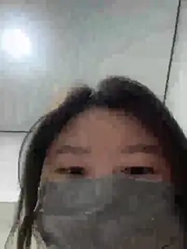 Sarah2127 online show from February 16, 2026, 9:02 pm