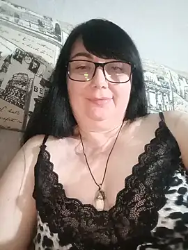 MariSwan222 online show from May 24, 2026, 9:04 pm