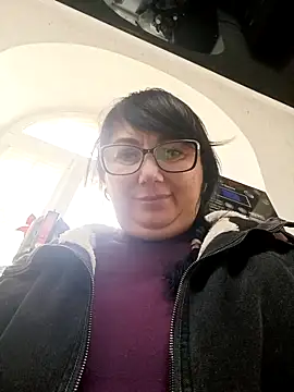 MariSwan222 online show from April 14, 2026, 10:20 am