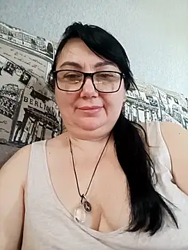 MariSwan222 online show from May 16, 2026, 8:46 am