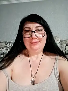 MariSwan222 online show from March 18, 2026, 8:21 pm