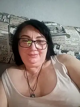 MariSwan222 online show from March 11, 2026, 10:15 pm