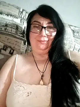 MariSwan222 online show from April 4, 2026, 8:48 pm