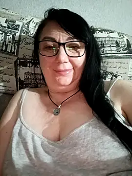 Snapshot of MariSwan222 chatting on July 12, 2026, 8:42 pm MariSwan222 online show from July 12, 2026, 8:42 pm