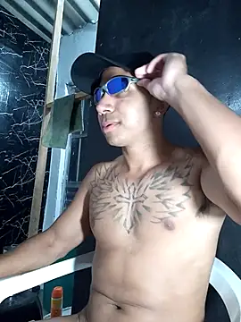 Felipe4848 online show from April 4, 2026, 11:44 pm